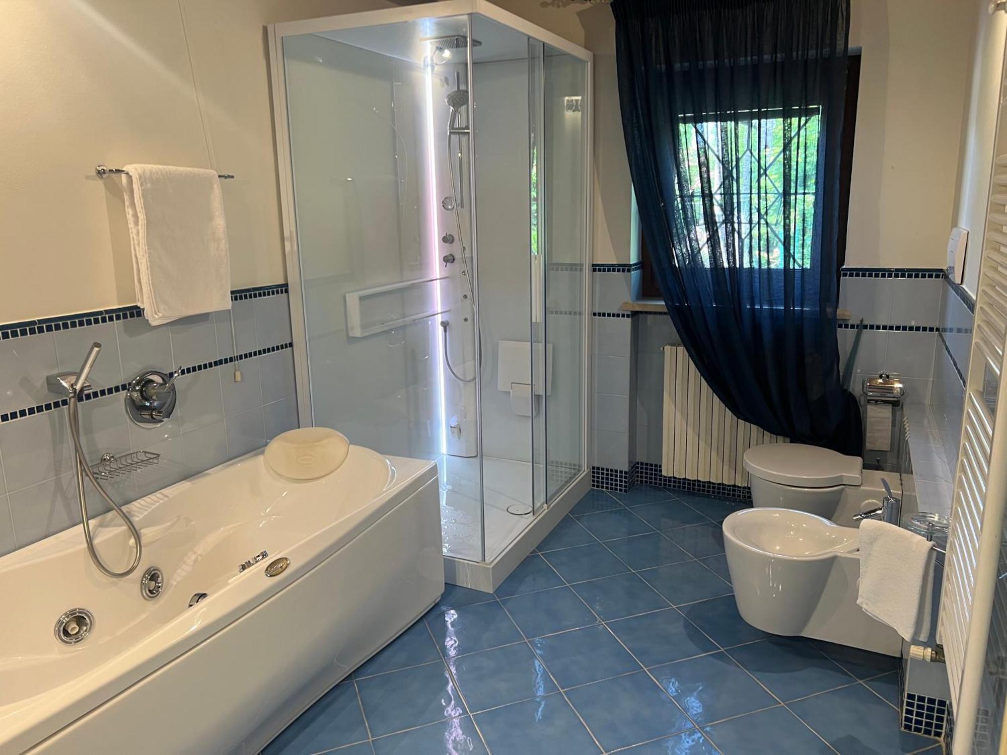 Steba House Savani Barbara Foresteria Lombarda ロナート エクステリア 写真